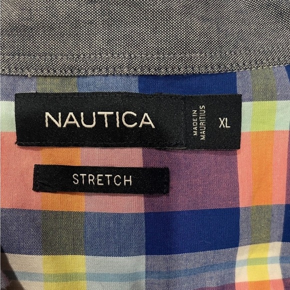 Nautica Men Shirt Size Large Red Blue White Plaid Short Sleeve Button Down - Picture 5 of 6